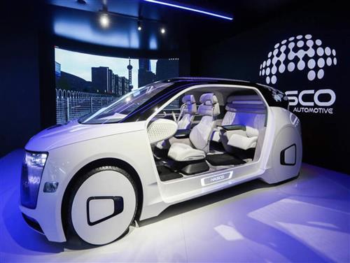 华域汽车“智享”未来 – 智能驾驶体验舱